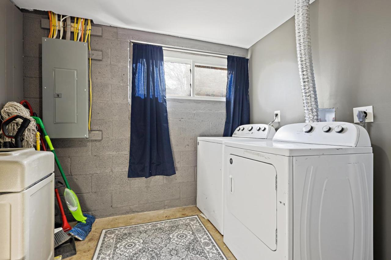 Beautiful 2 Bedroom 1 Bath Unit Alexandria Eksteriør bilde